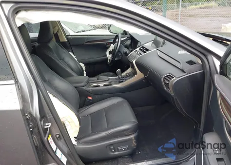 2017 Lexus Nx 200T z USA, uszkodzony, nr VIN JTJBARBZ6H2120629